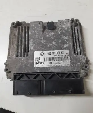 Volkswagen PASSAT B6 Engine control unit/module 03G906021NK 1039S17241 0281013440