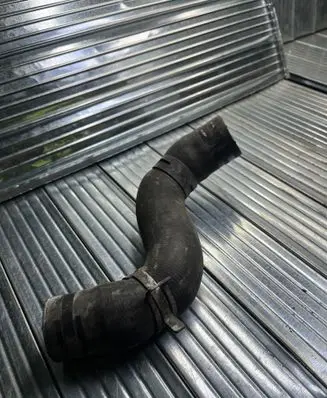Toyota Corolla E120 E130 Intercooler hose/pipe 