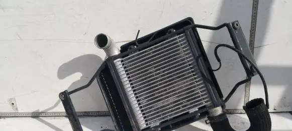 KIA Carens I Intercooler radiator a280i350p60