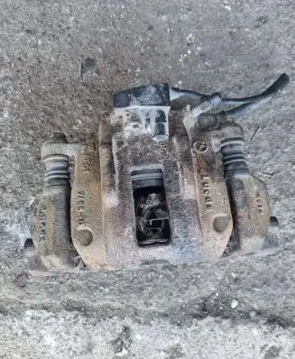 Mercedes-Benz A W168 Front brake caliper 19874