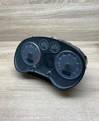 Audi A3 S3 8P Speedometer (instrument cluster) 8P0920983 110080426003