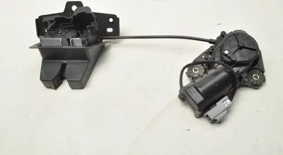 Volvo XC90 Tailgate lock latch 31349975