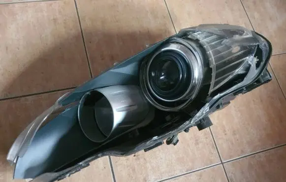 BMW X5 E70 Headlight/headlamp 7161587 0228082319 F00HTB3001