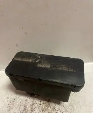 Volkswagen Golf III Central locking vacuum pump 1H0962257G