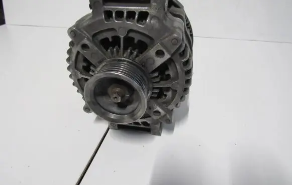Audi A5 Generator/alternator 06E903024S 1042110154