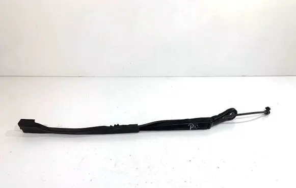 BMW 3 G20 G21 Front wiper blade arm 9448920