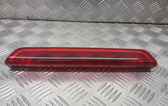 Peugeot 308 Third/center stoplight 9680426580