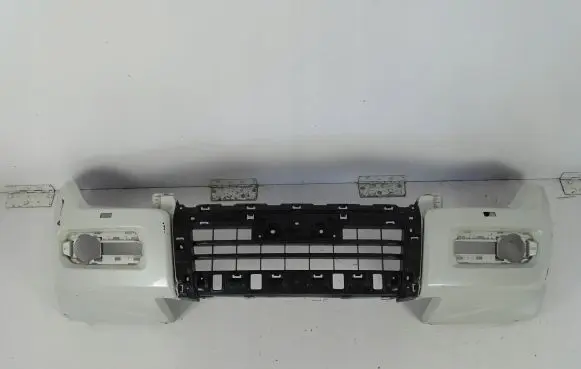 Mitsubishi Pajero Front bumper