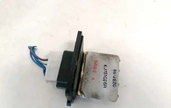 Mazda 323 Heater blower motor/fan resistor kj151ge6r