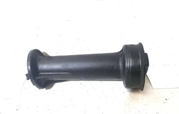 Volkswagen Transporter - Caravelle T5 Oil fill pipe 070115303K