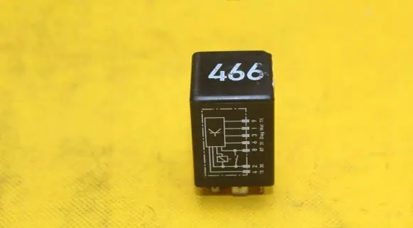 Volkswagen Golf IV Other relay 1J0906383D