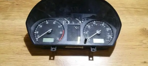 Skoda Fabia Mk1 (6Y) Speedometer (instrument cluster) 6y2919860c 110080014004