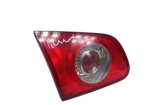 Volkswagen PASSAT B6 Rear/tail lights