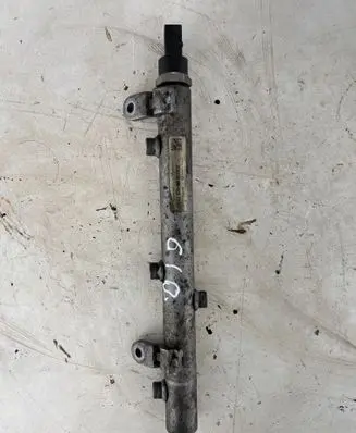 Mercedes-Benz E W211 Fuel main line pipe A6420700695