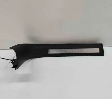 Volvo XC90 (A) pillar trim 32244301