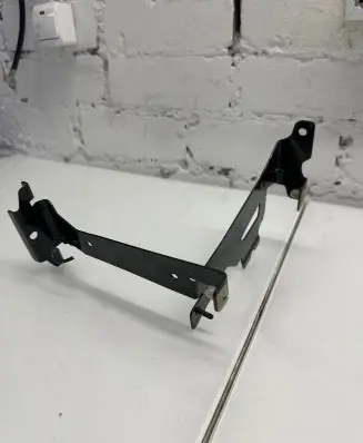 BMW X5 F15 Battery bracket 61603C067