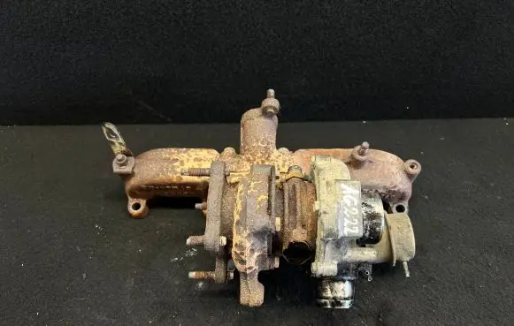 Audi A3 S3 8L Turbo 038145701A