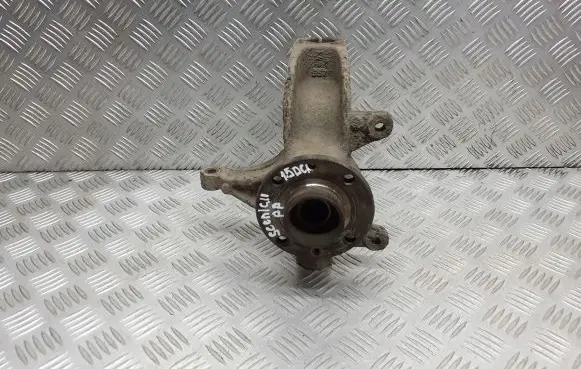 Renault Scenic II - Grand scenic II Front wheel hub spindle knuckle