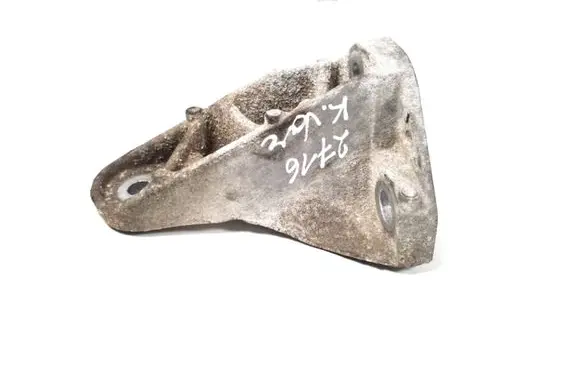 Jaguar XF X250 Engine mounting bracket 5R836061BA