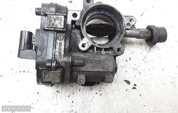 Opel Combo D Throttle valve 55229467 48cpd6