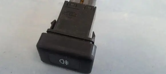 Nissan Almera Fog light switch 