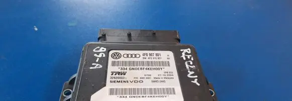 Audi A6 S6 C6 4F Hand brake control module 4f0907801