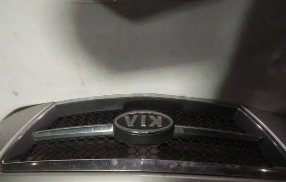 KIA Sorento Front grill