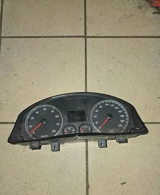 Volkswagen Golf V Speedometer (instrument cluster) 1K0920853N V0007000 VWZRZ0G0592706