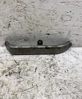 Volkswagen Golf VII Other engine bay part 04L129723