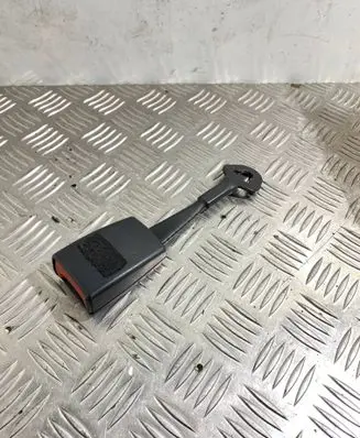 Audi A4 S4 B6 8E 8H Front seatbelt buckle 8E0857739
