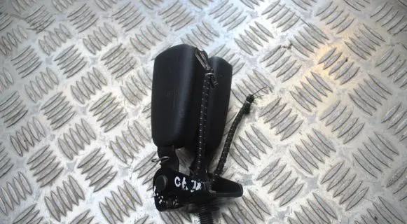Volvo XC70 Rear seatbelt buckle