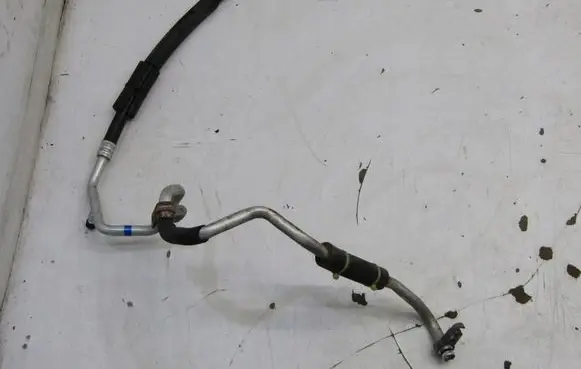 Suzuki Swift III Air conditioning (A/C) pipe/hose 95741-52R10