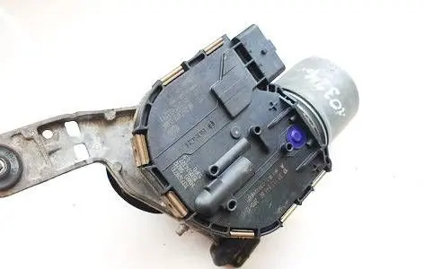 Citroen C4 II Picasso Wiper motor 9811384680