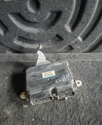 Mitsubishi Outlander Engine control unit/module 1860C102