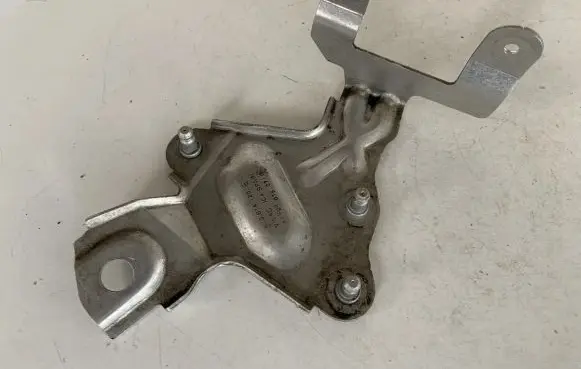 Audi Q7 4M ABS pump bracket 4M0614125E