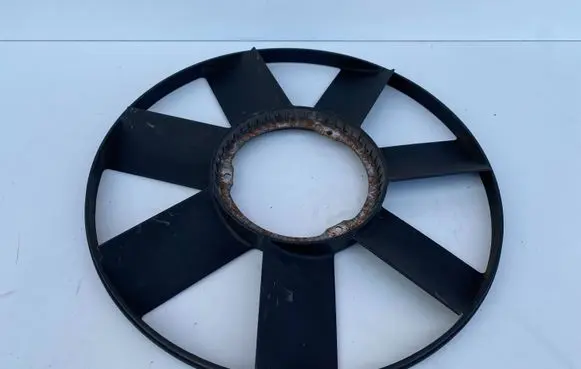 BMW 5 E39 Fan impeller 2243303