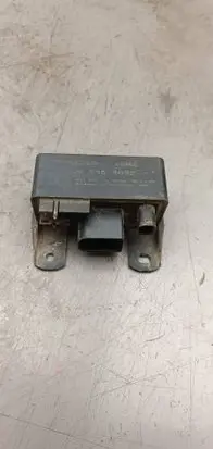 Glow plug pre-heat relay