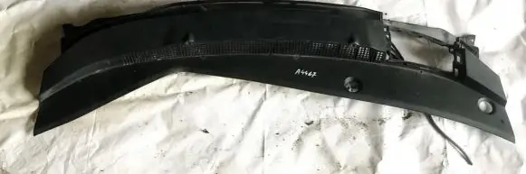 Honda Insight Wiper trim 74200tm8a000250 74200-tm8a-0002-50
