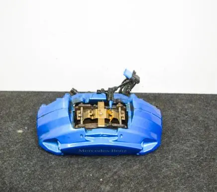 Mercedes-Benz C W205 Front brake caliper