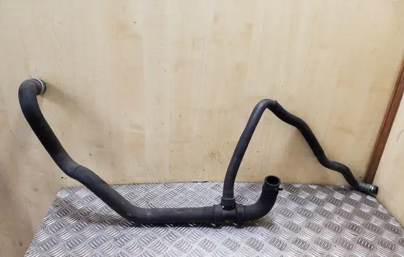 Renault Scenic III - Grand scenic III Engine coolant pipe/hose
