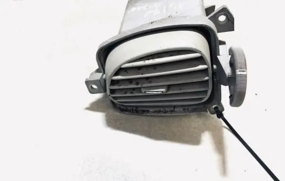 Nissan Almera Tino Dash center air vent grill 68760bu200 68760bu201