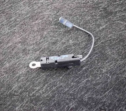Mercedes-Benz GLS X166 Aerial antenna amplifier A1668201489