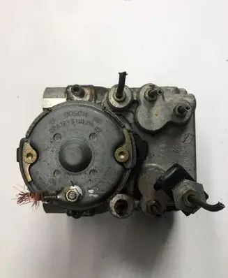 Mercedes-Benz E W210 ABS Pump 130108057