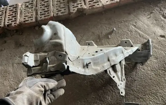 Toyota Yaris Front side member 