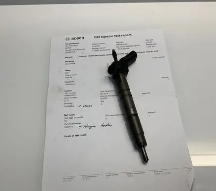 Mercedes-Benz E W211 Fuel injector A6420700587 6420700587 0445115