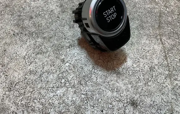 BMW 5 G30 G31 G38 Engine start stop button switch 6835088 837401 03393920104