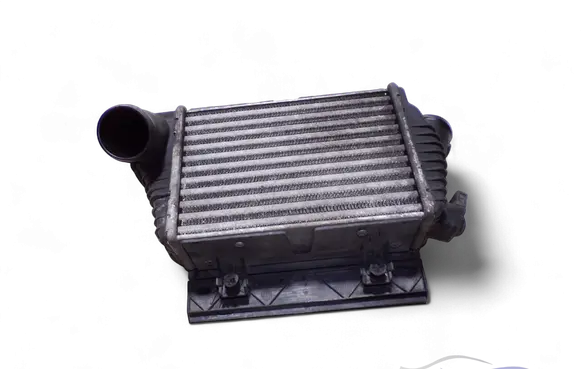 Volkswagen Transporter - Caravelle T4 Intercooler radiator 701010098S