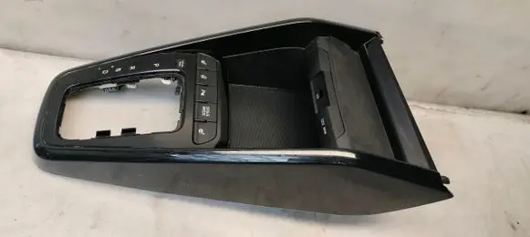 KIA Stonic Gear shifter surround trim plastic