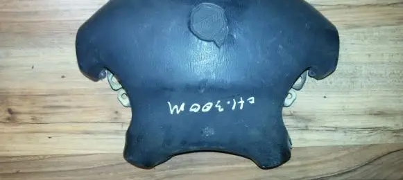 Chrysler 300M Steering wheel airbag P0MF50LAZAE