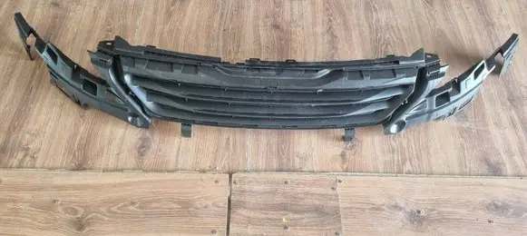 Peugeot 308 Front bumper upper radiator grill AA36127066